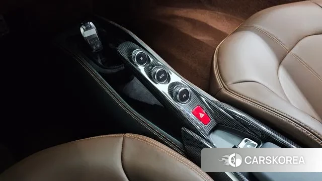 Ferrari F8 Tributo id 3017125 из Кореи 19