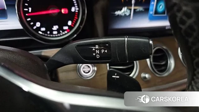 Mercedes-Benz E-Class W213 id 3736748 из Кореи 19