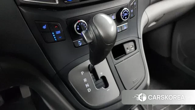 Hyundai The New Grand Starex id 3060024 из Кореи 19