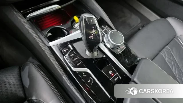 BMW 5 Series (G30) id 2975298 из Кореи 19