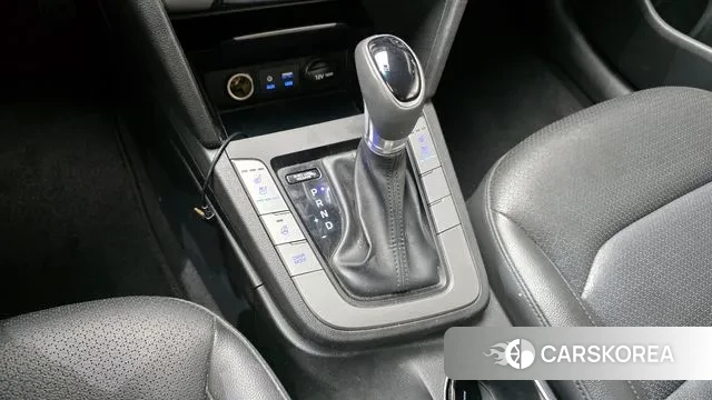 Hyundai Avante AD id 3013977 из Кореи 19