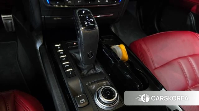 Maserati Ghibli id 4721896 из Кореи 31