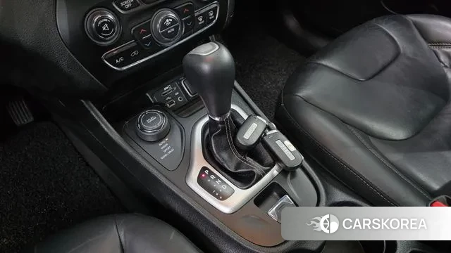 Jeep Cherokee (KL) id 3682630 из Кореи 19