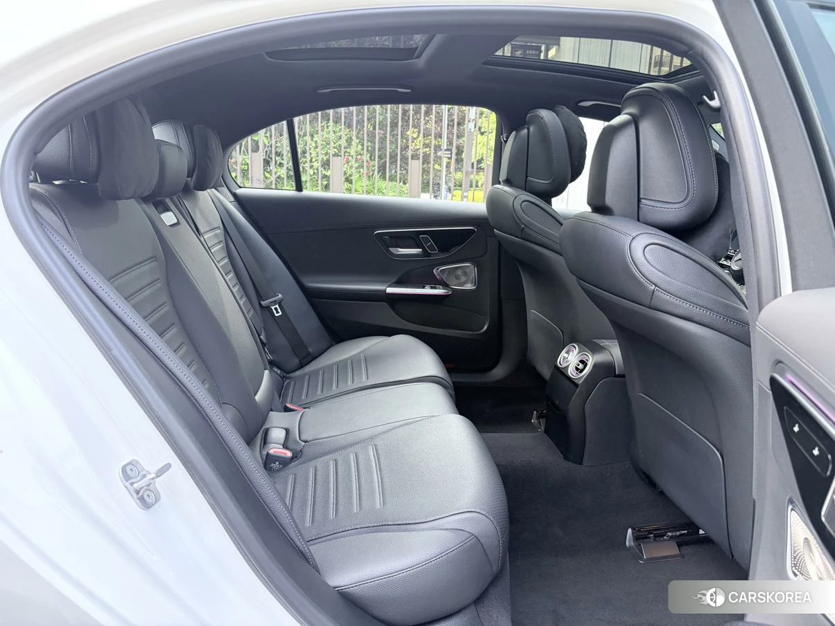 Mercedes-Benz C-class id 4452053 из Китая 21