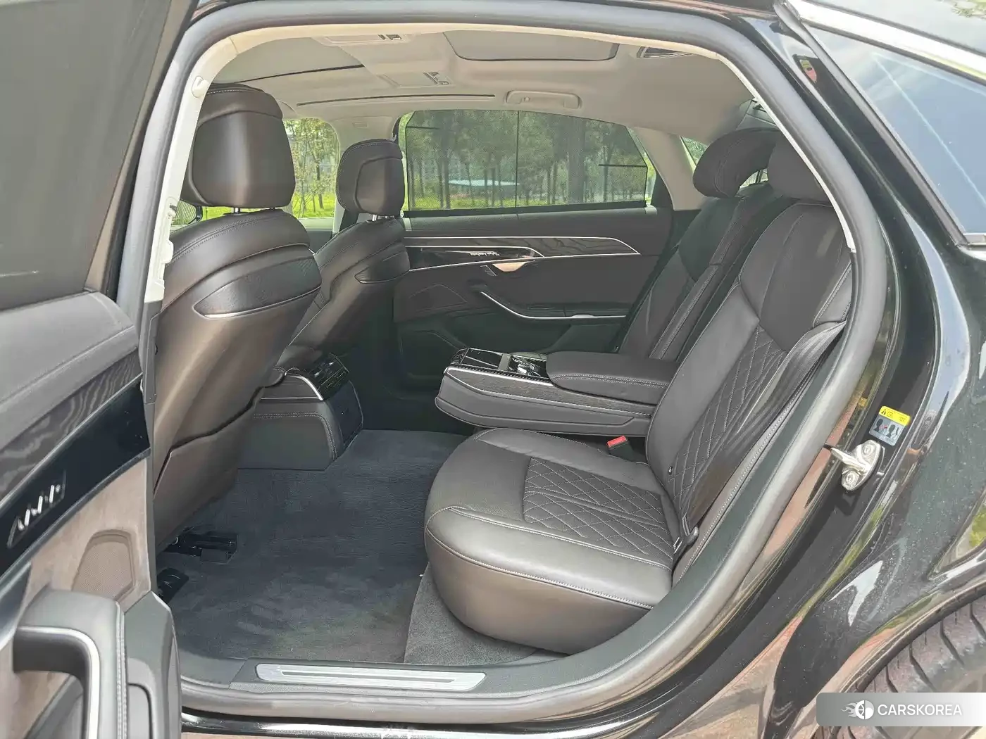 Audi A8 id 4570656 из Китая 12