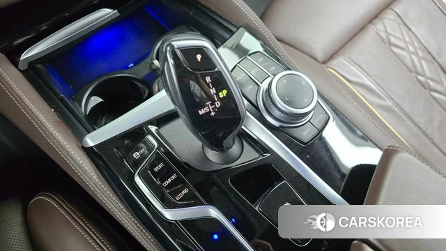 BMW 5 Series (G30) id 4422909 из Кореи 32