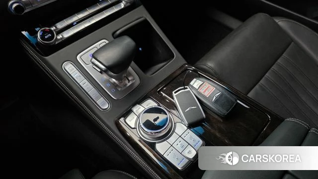Genesis G90 id 4543215 из Кореи 28