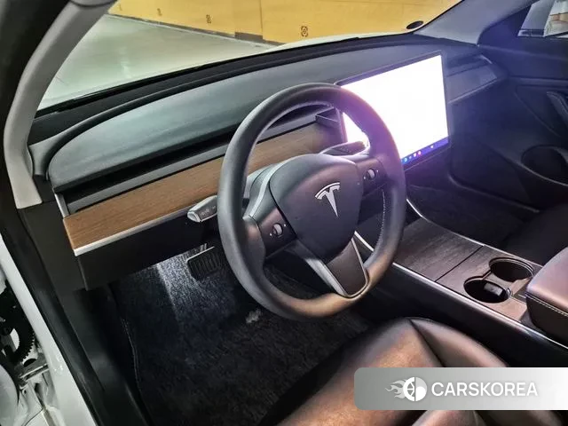 Tesla Model 3 id 3144131 из Кореи 19