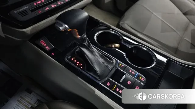 Kia The New Carnival id 3330413 из Кореи 19