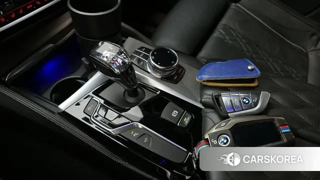 BMW 5 Series (G30) id 3265087 из Кореи 19