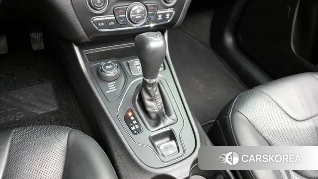 Jeep Cherokee (KL) id 3396490 из Кореи 19