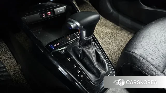 Kia Stonic id 3525896 из Кореи 19