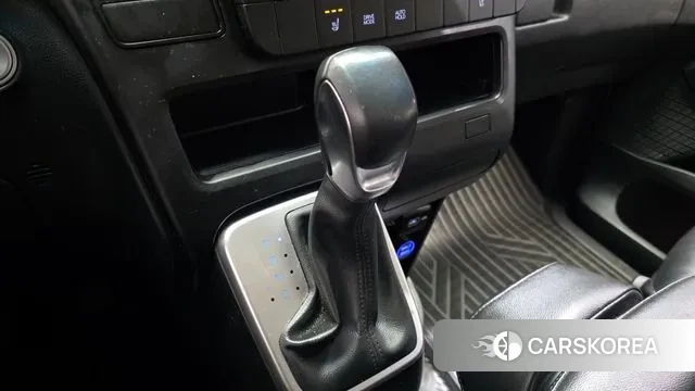 Hyundai Staria id 3716891 из Кореи 19