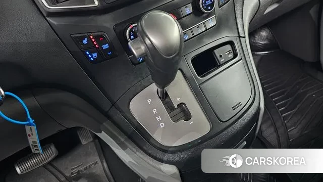 Hyundai The New Grand Starex id 3578534 из Кореи 19