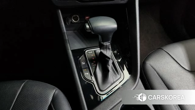 Kia The New Niro id 3839942 из Кореи 19