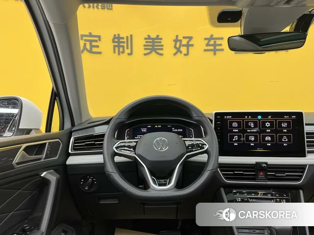 Volkswagen Tiguan L id 4257854 из Китая 30
