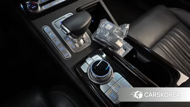 Genesis G90 id 3432940 из Кореи 19