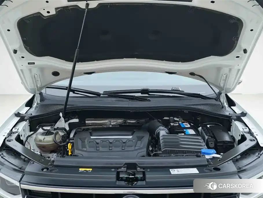 Volkswagen Tiguan L id 4679678 из Китая 19