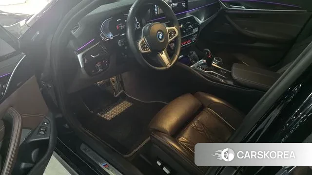 BMW 5 Series (G30) id 3680701 из Кореи 19