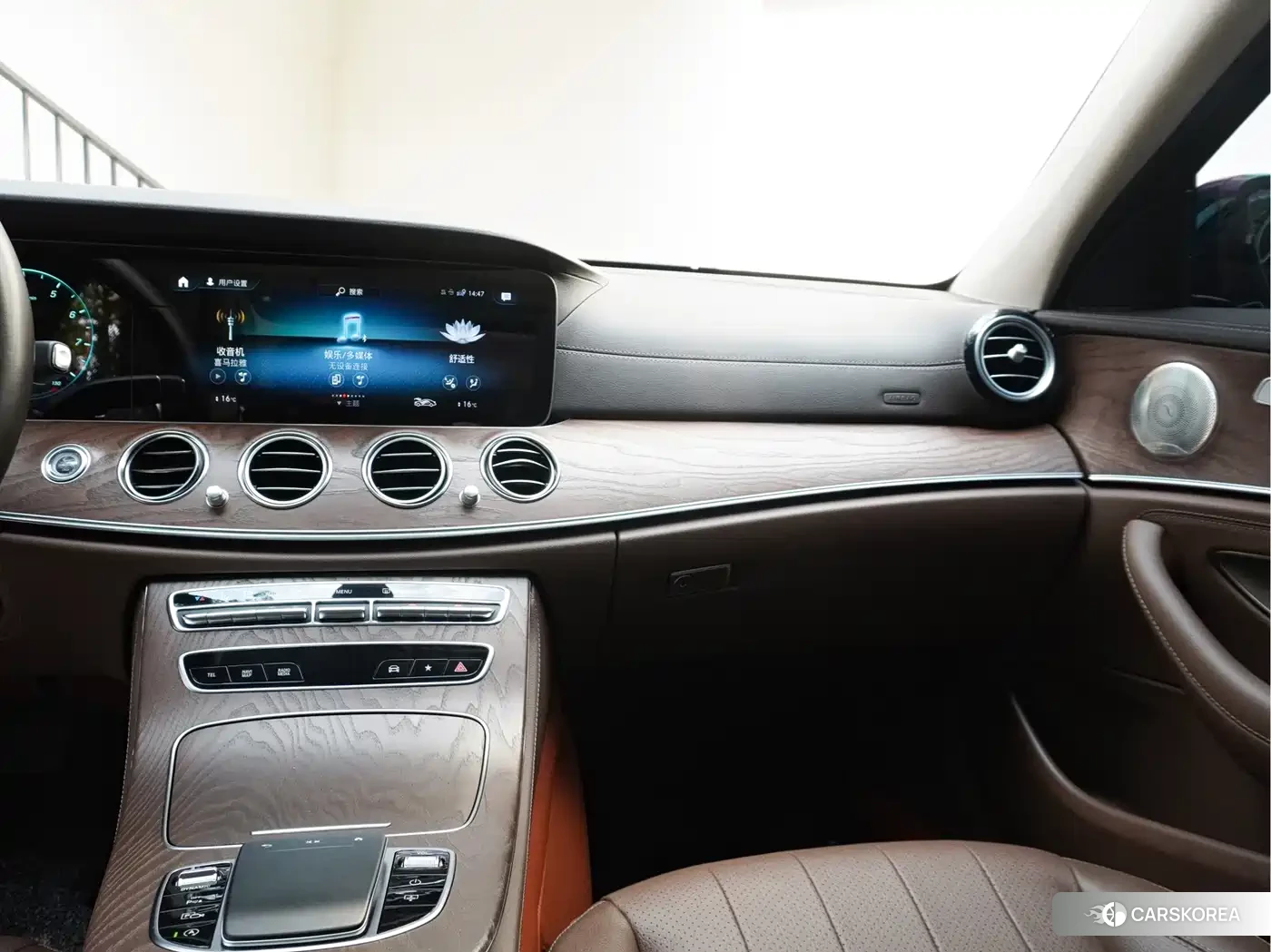 Mercedes-Benz E-Class id 4669471 из Китая 37