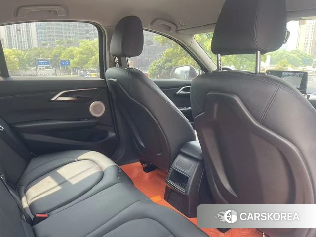 BMW 1 series id 4260377 из Китая 16