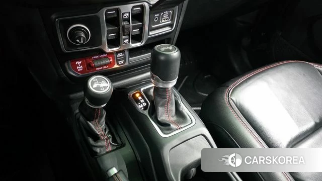 Jeep Wrangler (JL) id 4223878 из Кореи 19