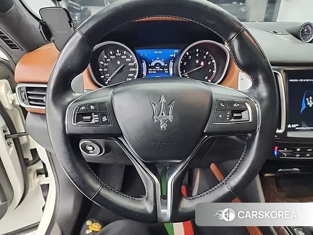 Maserati Levante id 3488847 из Кореи 18