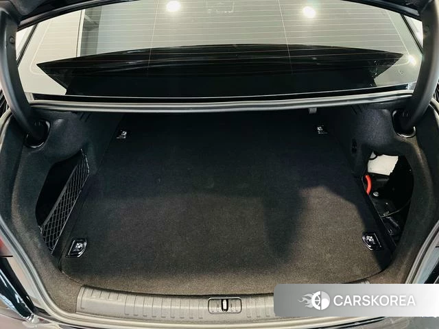 Audi A6L PHEV id 4213881 из Китая 15