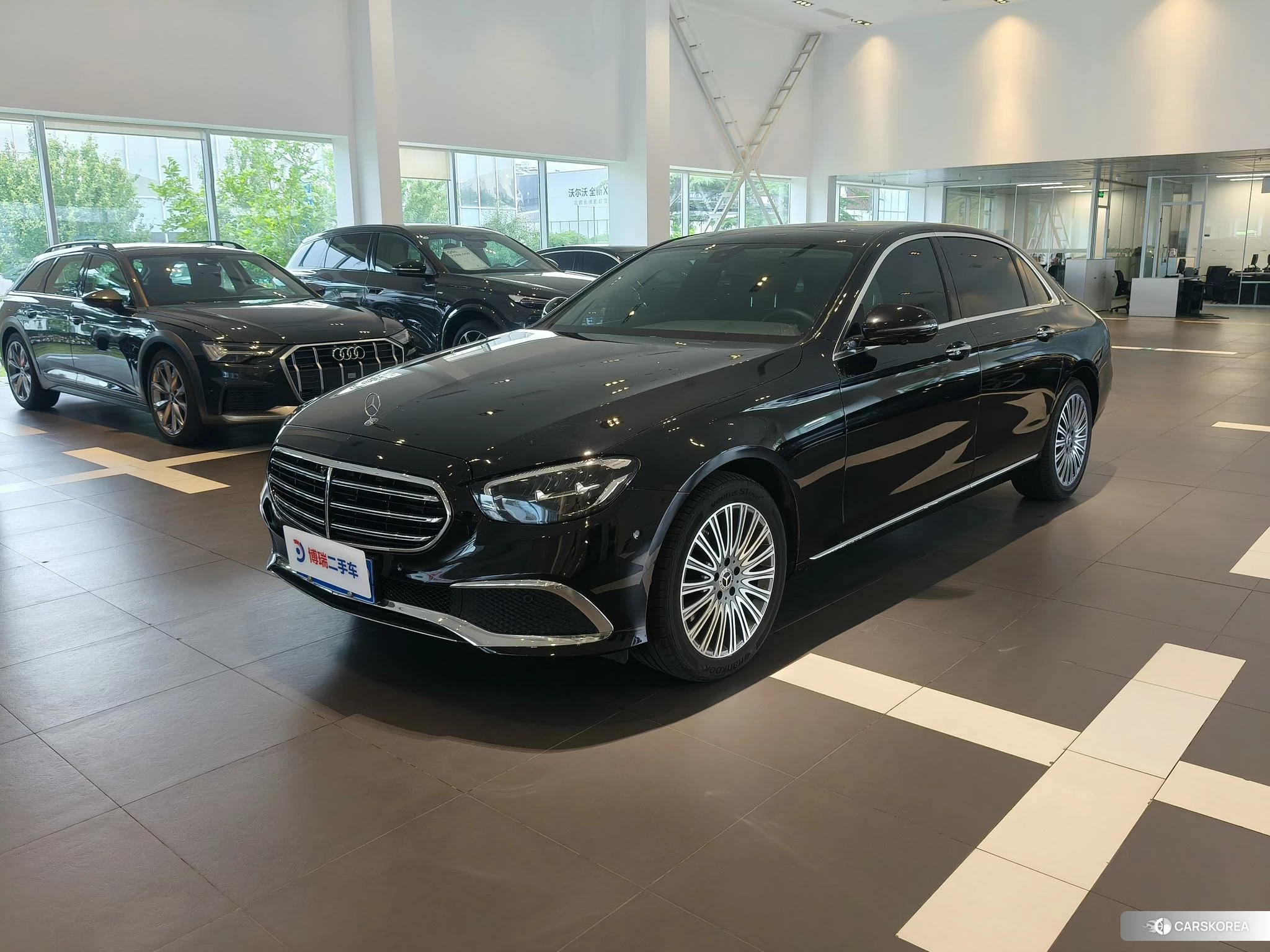 Mercedes-Benz E-class id 4452164 из Китая 16