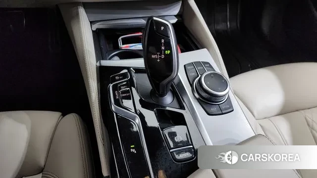 BMW 5 Series (G30) id 3539763 из Кореи 19