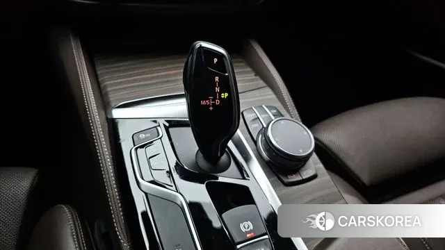 BMW 5 Series (G30) id 3455111 из Кореи 19