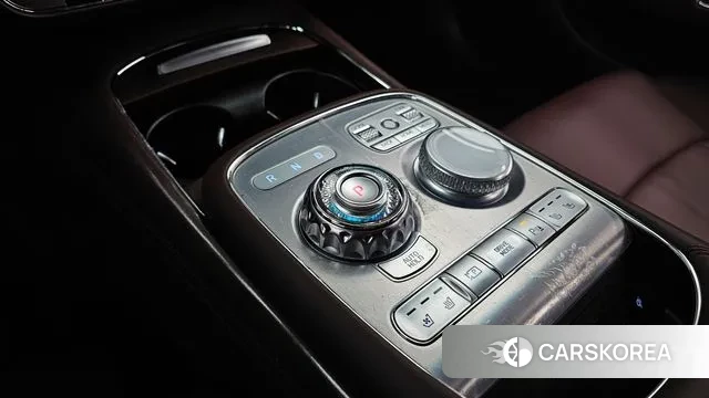 Genesis G90 (RS4) id 3751417 из Кореи 19