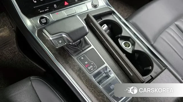 Audi A6 (C8) id 3049157 из Кореи 19