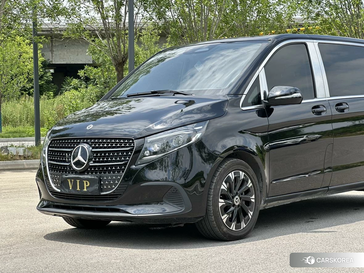 Mercedes-Benz V-class id 4479450 из Китая 14