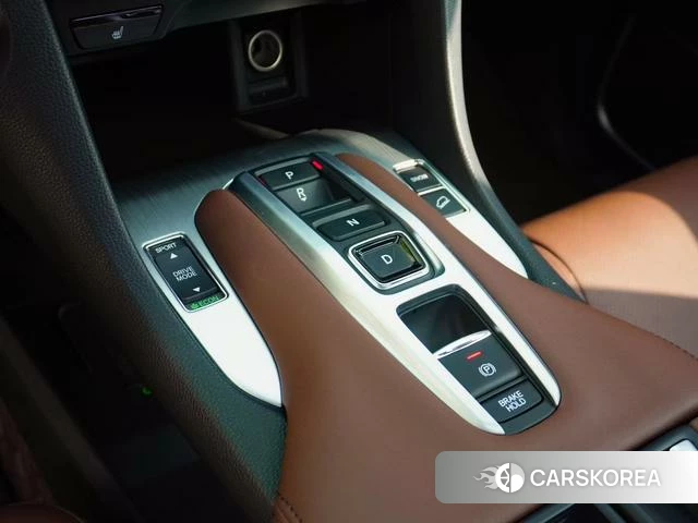 Honda Crown Road id 3857955 из Китая 14