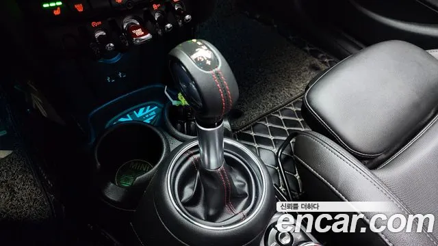 Mini Cooper S id 2327785 из Кореи 19