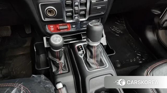 Jeep Wrangler (JL) id 3789116 из Кореи 19