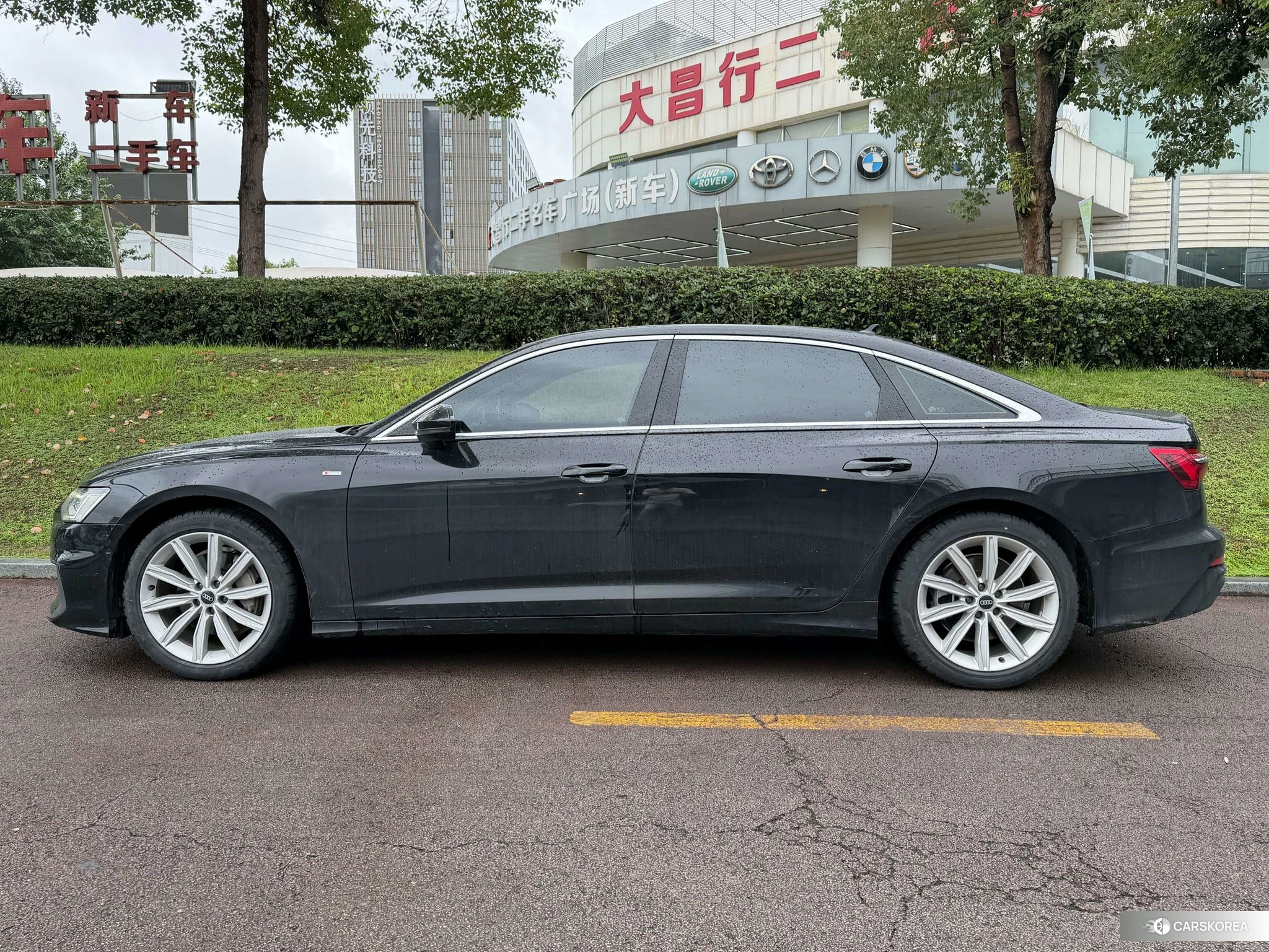 Audi A6L id 4510322 из Китая 12