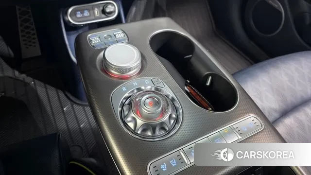 Genesis GV60 id 3670839 из Кореи 19