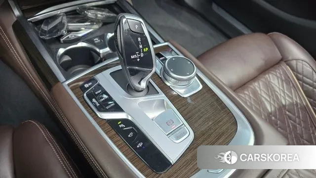 BMW 7 Series (G11) id 3417813 из Кореи 19