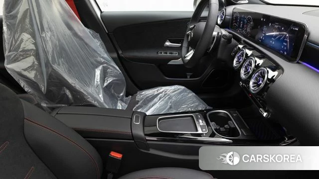 Mercedes-Benz A-Class W177 id 3817244 из Кореи 19