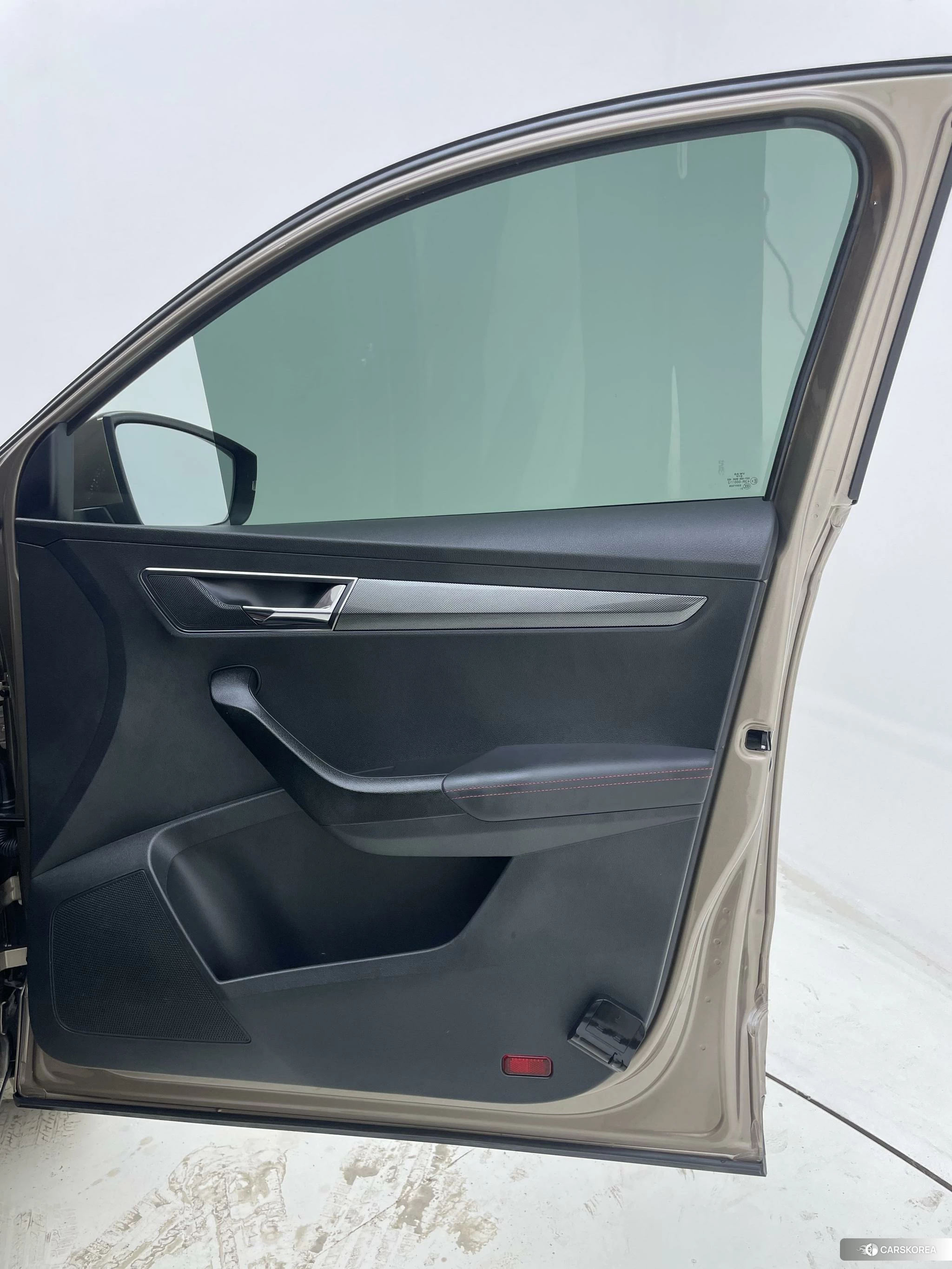 Skoda Krok id 4485439 из Китая 31