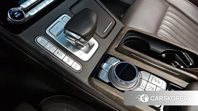 Genesis G90 id 3631484 из Кореи 19