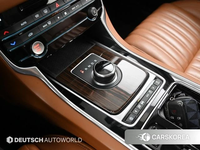 Jaguar XF (X260) id 4448292 из Кореи 19