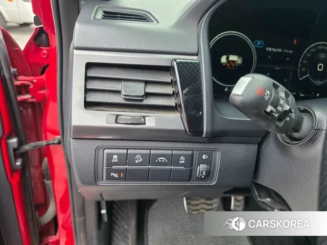 Ssangyong The New Rexton Sports Cannes id 3032428 из Кореи 15