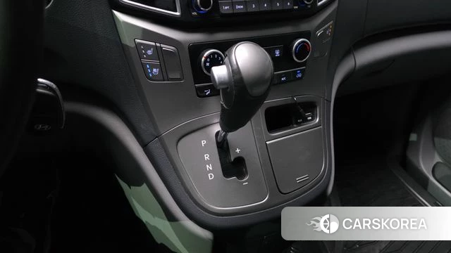 Hyundai The New Grand Starex id 3829398 из Кореи 19