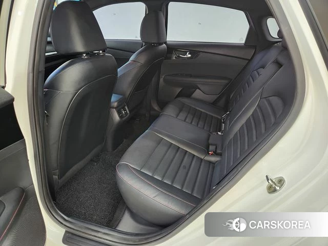 Kia Come New K3 id 4722303 из Кореи 19
