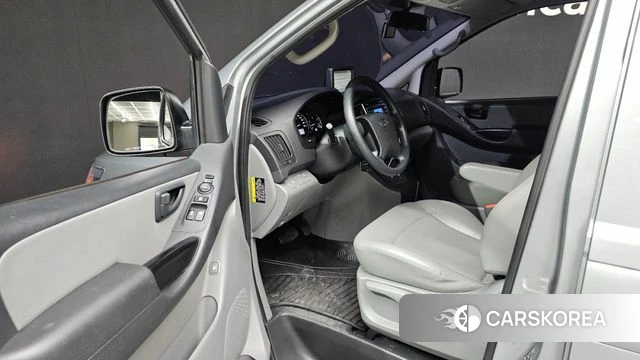 Hyundai The New Grand Starex id 4638318 из Кореи 33