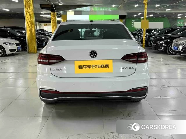 Volkswagen Lavida id 4263840 из Китая 9