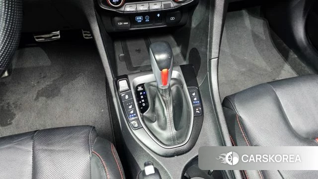 Hyundai Veloster (JS) id 3814253 из Кореи 19